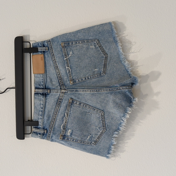 Zara high waisted shorts sz 2 - Picture 4 of 7